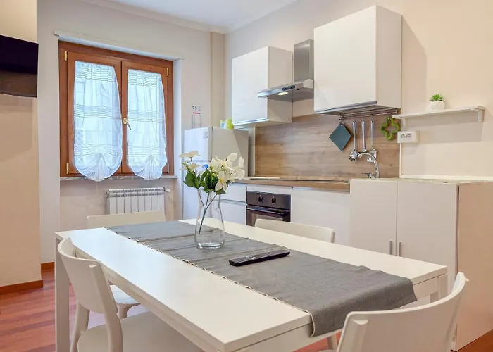 Apartament Hc - Gerani Lovely With Balcony! *